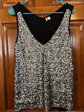 Cato L Black Sleeveless Tank With Silver Sequence Front Pullover V Neck